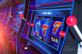 Casino-style entertainment area inside the 7c77 app game lobby